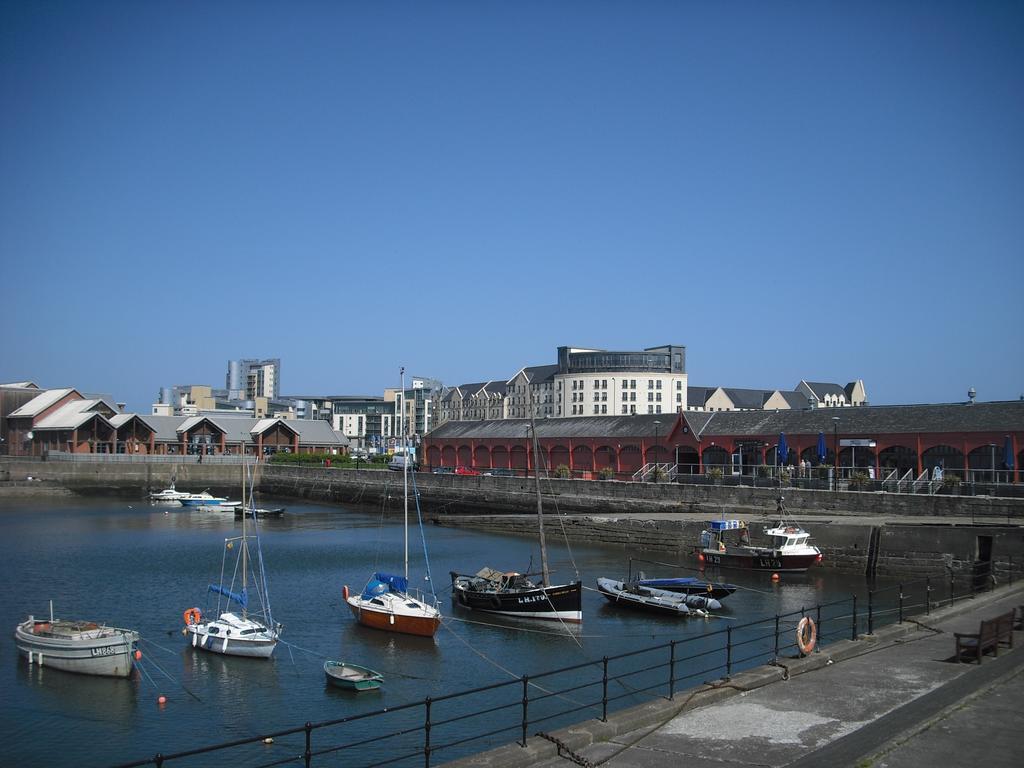 Edinburgh Waterfront Apartments エクステリア 写真